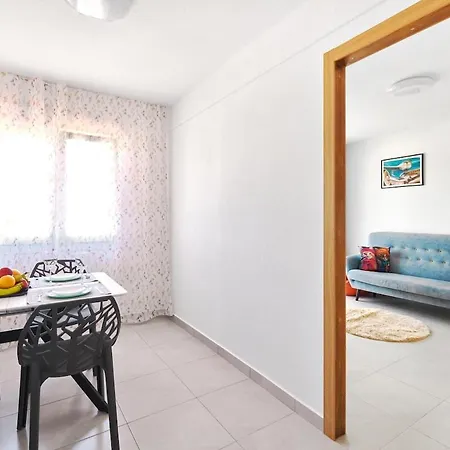 Eliseos Paradise Апартаменты *